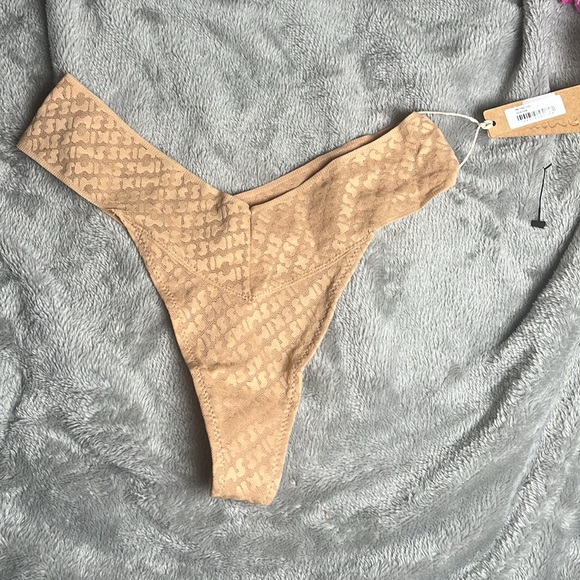 SKIMS| Intimates and Sleepwear : Skims Logo Thong - Picture 2 of 2
